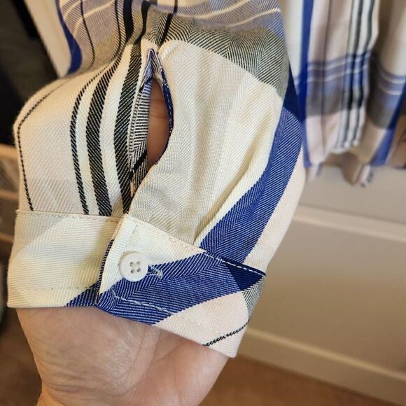 Sanctuary Women's Boyfriend Plaid Tie Back Button Front Shirt Size Medium - Picture 3 of 6